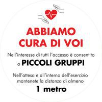 Vetrofania -  Abbiamo cura di voi - accesso a piccoli gruppi