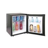 Minibar con porta pannellata